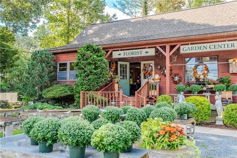 Picture of Storefront properties at Old Louisquisset Pike 1688, Lincoln, RI