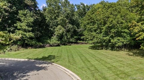 Vacant Land, Bloomfield Twp, MI