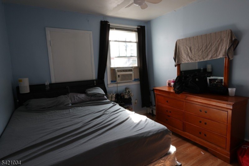Picture 12