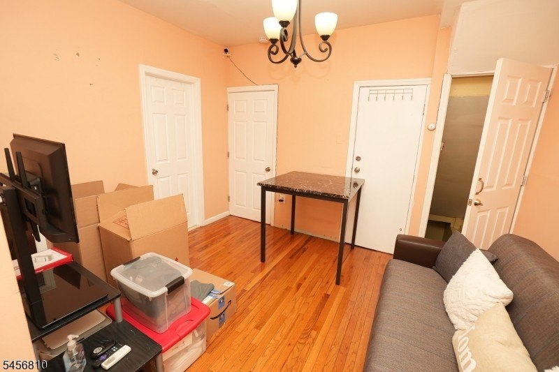 Picture 9