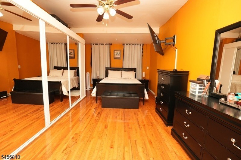 Picture 10