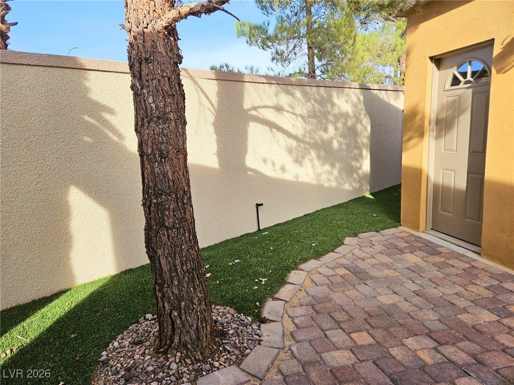Picture 12