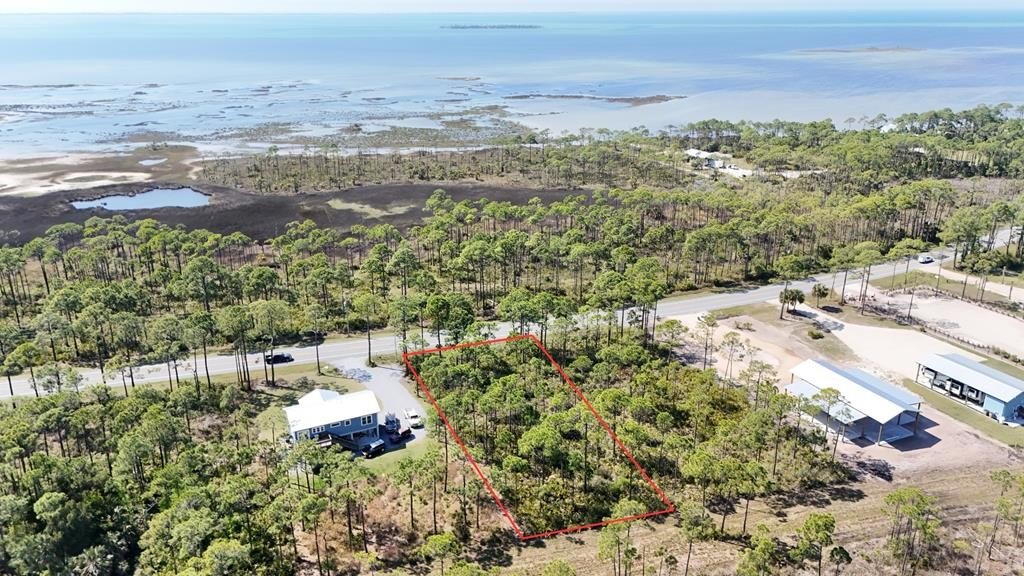 Oversized Homesite with Bay Views