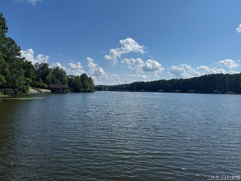 Waterfront Lot in Gasburg, VA