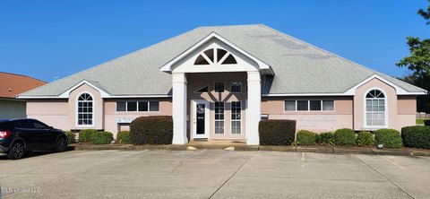 Ocean Springs Office Space Available