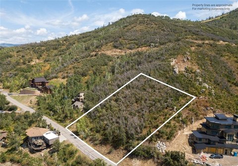 Steamboat Springs Land with Panoramic Views