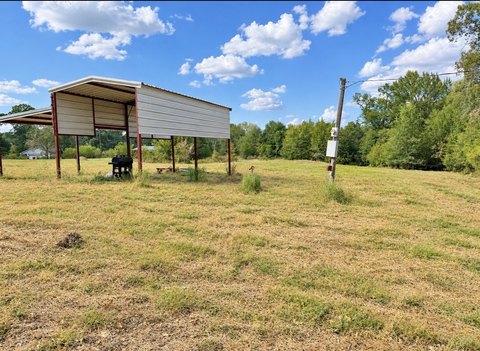 Land, Powderly, TX