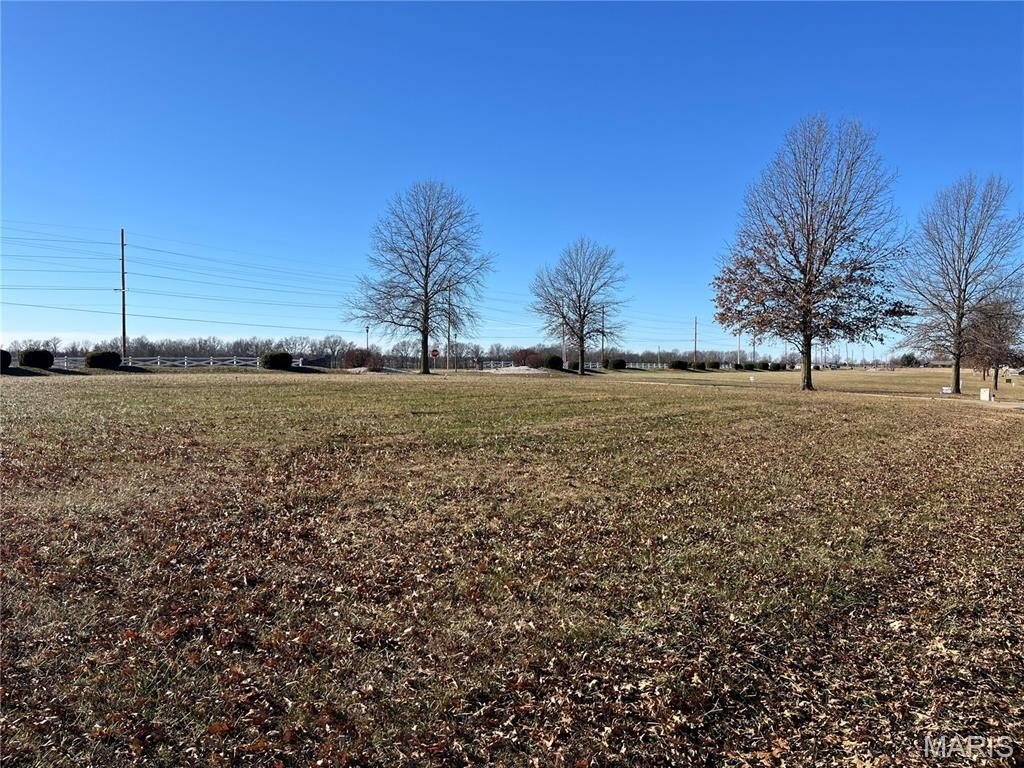 Residential Land in Troy, MO