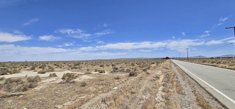 Lancaster Land with Mountain Views