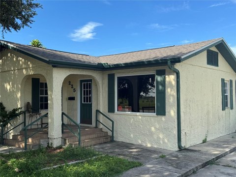 Downtown Office Building with Backyard
