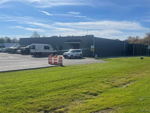 Commercial Suite in Red Hill