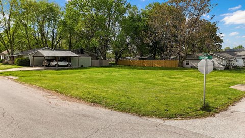 Residential Corner Lot in Mt