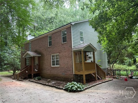 7-Bedroom Duplex with Detached Garage