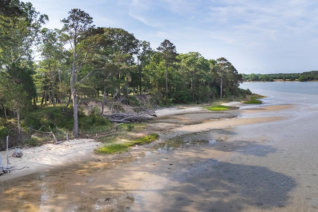 Waterfront Land in Cedar Grove