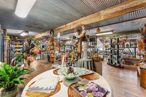 Commercial Building in Anderson, Missouri