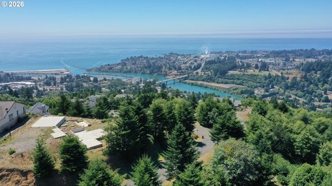 LAND - Brookings, OR