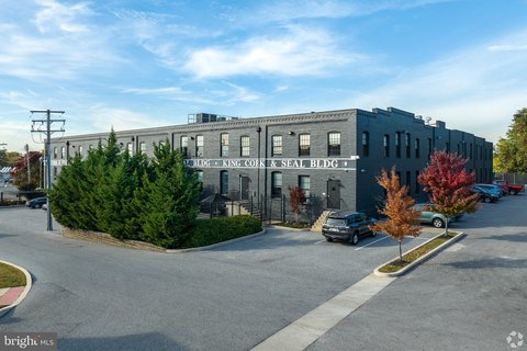Renovated Flex Space in Baltimore Highlands