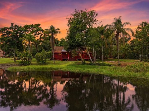 Lakefront Buildable Land