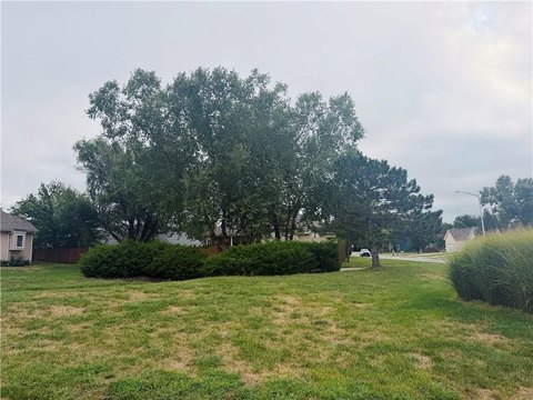 Land, Gardner, KS