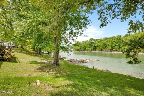 Land, Bluff City, TN