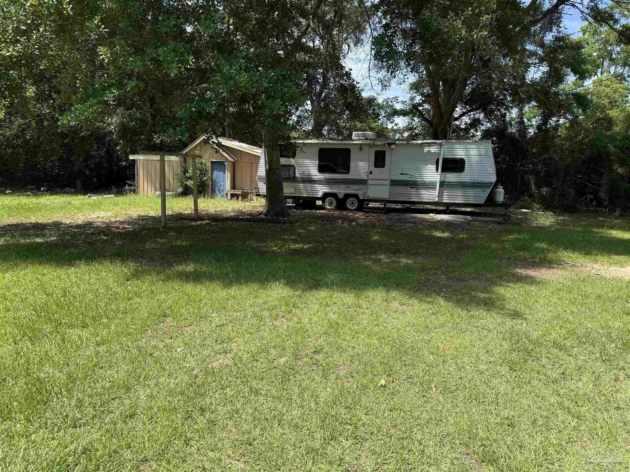 Two Buildable Parcels in Jay, FL