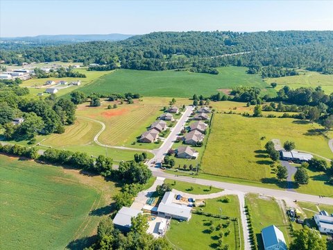 LAND - Sparta, TN