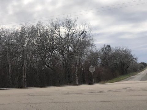 Beeville Corner Lot on FM 351