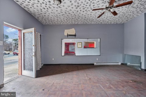 Commercial Building in Philadelphia, PA