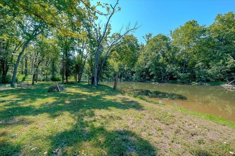 Land on South Elkhorn Creek