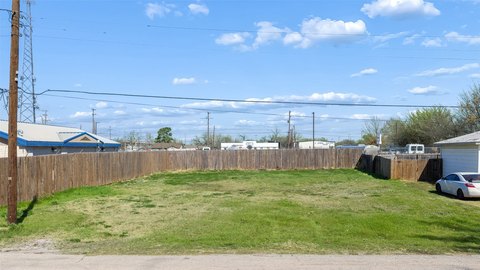 Commercial Land Lot with Flexibility