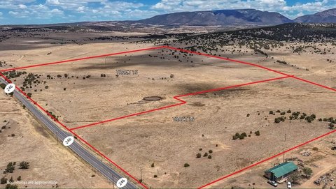 Land in Capitan, New Mexico