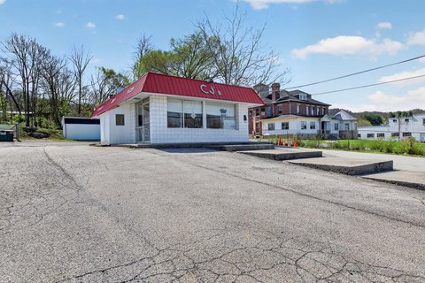 Established Restaurant Opportunity in Marion