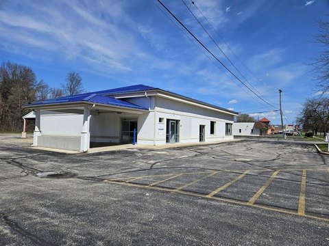 Versatile Commercial Building Near Hospital