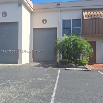 Warehouse with Legal Second Floor