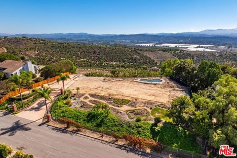 Land, Somis, CA