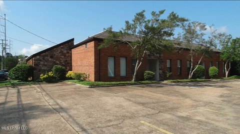 Fully Leased Office Building Investment