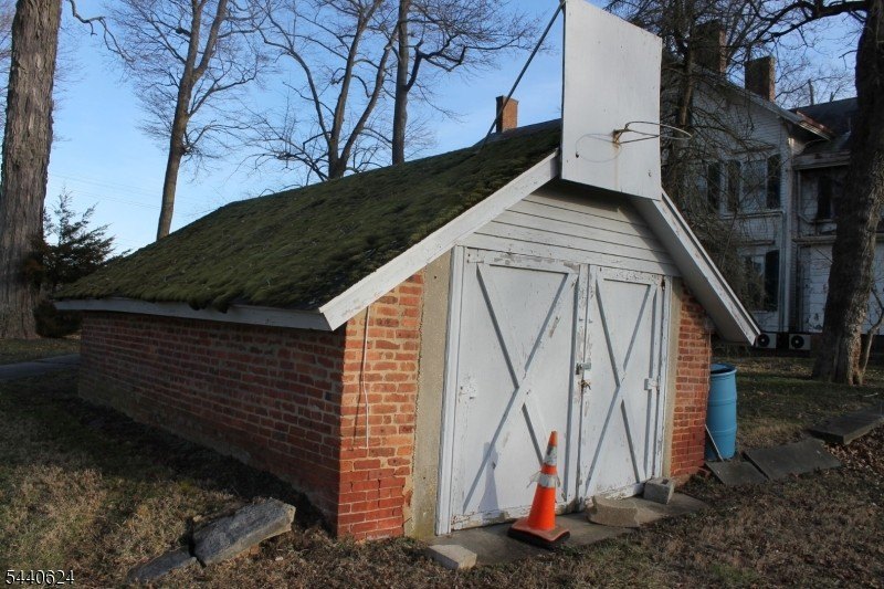Picture 12