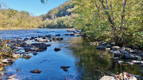 Land, Forest Hill, WV