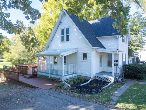 Duplex With Detached Garage