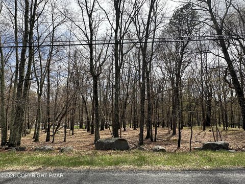 Land, Bushkill, PA