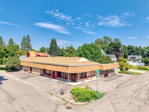 Single-Story Storefront Commercial Building