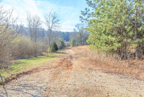 Ringgold Land with Mountain Views