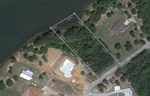 Lakefront Lot in Nettleton, MS