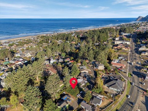 Land, Lincoln City, OR
