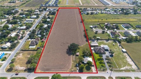 Residential Development Land in Alamo