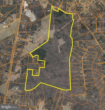 210+ Acre Waldorf Land Parcel