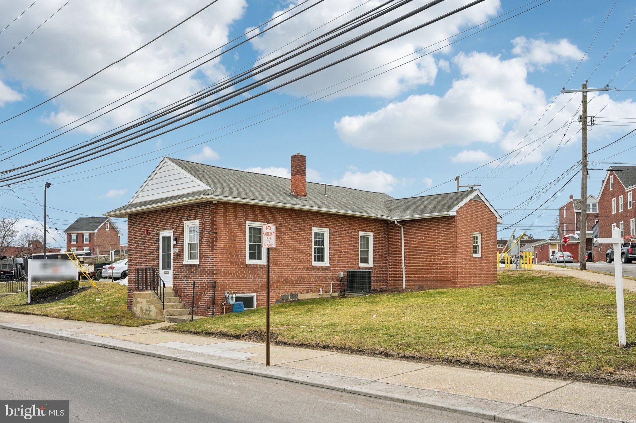 Bridgeport Office with Exam Rooms