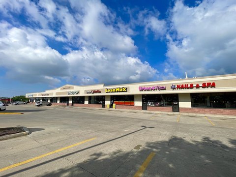 Corner Retail Strip Center Space