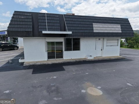 Blue Ridge Commercial Space