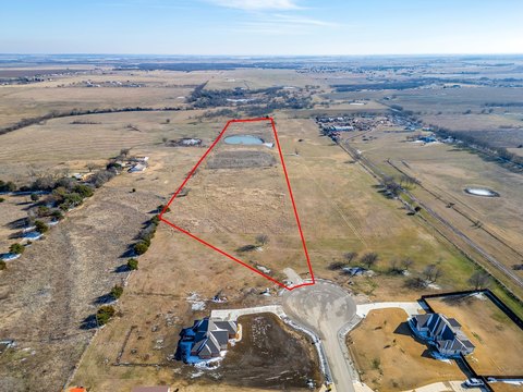 Grandview Land with Large Tank